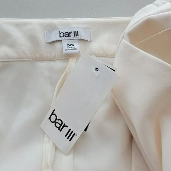 Bar III Straight Leg Pants Womans Size 24W Pearl Color NEW - Picture 10 of 10